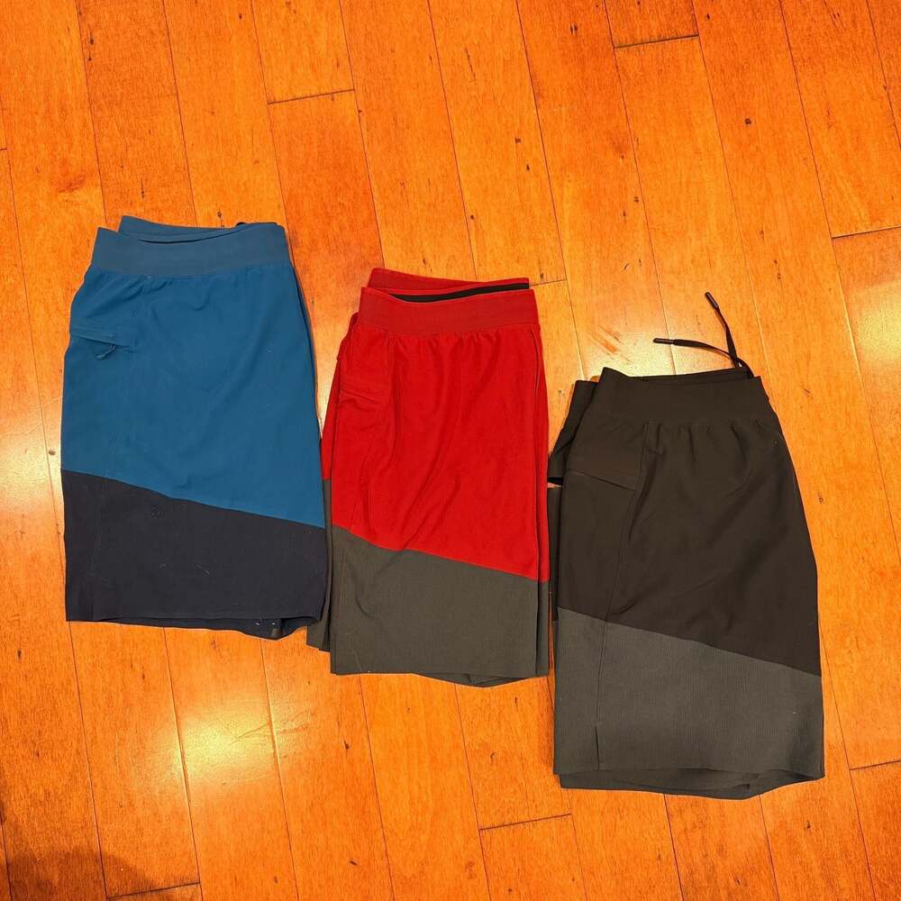 Lululemon Namasté Short Bundle Men’s XL Training Yoga Gym Shorts